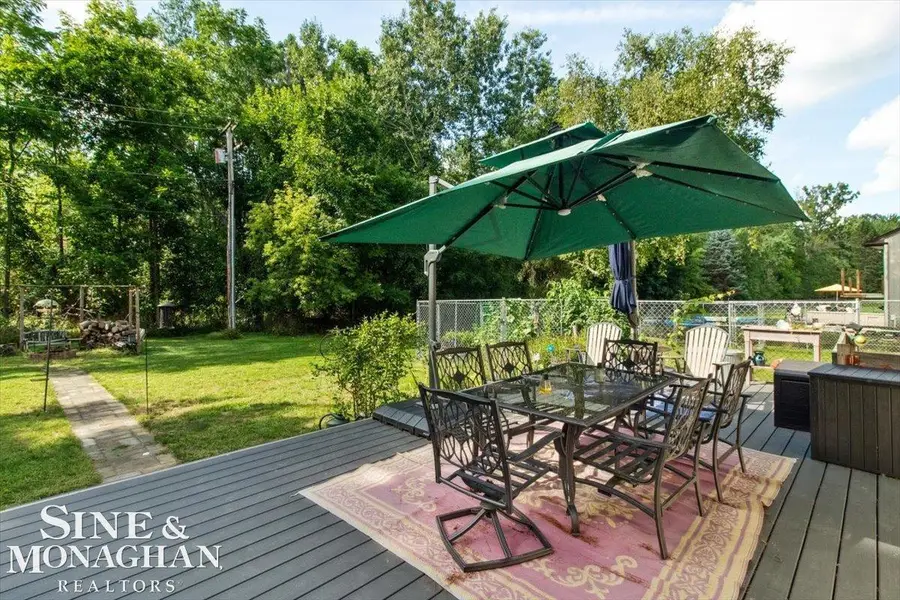 137 E Meldrum CIR, Saint Clair, MI 48079 - #3