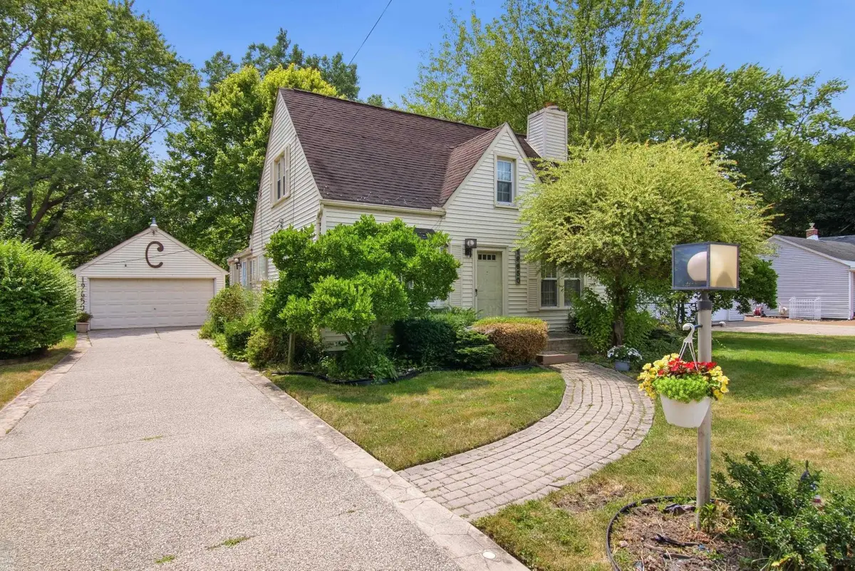 19650 Huntington AVE, Harper Woods, MI 48225 - #1