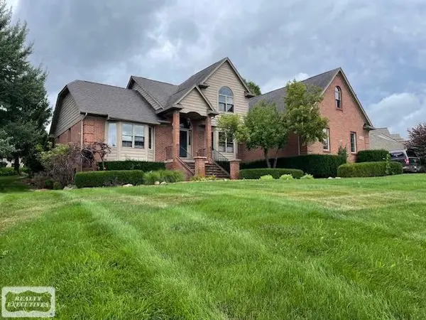 8140 Orchardview DR, Washington, MI 48095