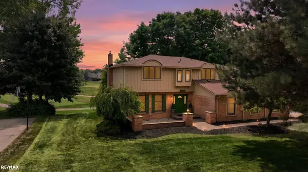 1155 Hickory Hill Dr DR, RochesterHills, MI 48309