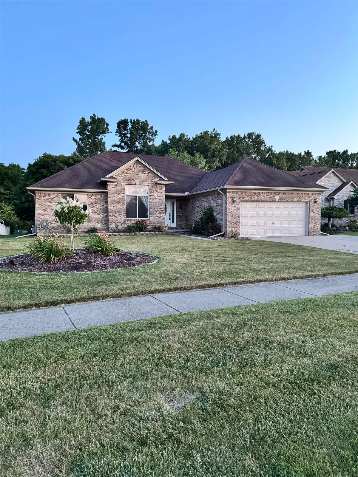 31146 Golden Oak CT, Chesterfield, MI 48047 - #1