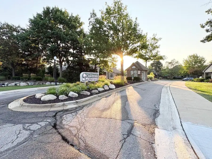 561 Galen CIR, Ann Arbor, MI 48103 - #3
