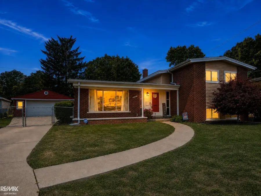 20333 Weyher ST, Livonia, MI 48152 - #2