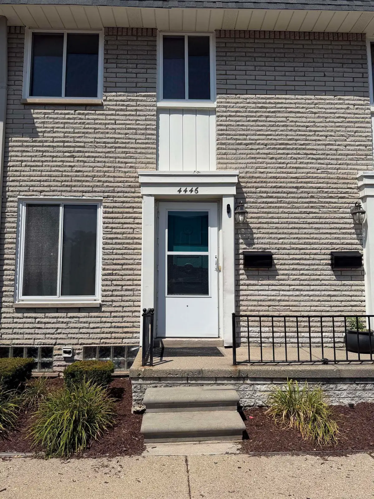 4446 15 mile RD, Sterling Heights, MI 48310 - #1