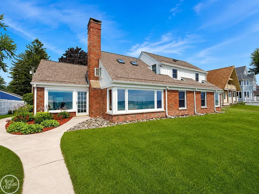 4380 Gratiot AVE, Port Huron, MI 48060 - #2