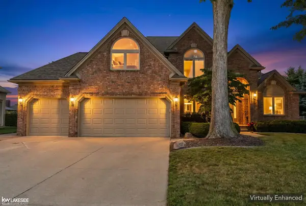 46671 White Cap DR, Macomb, MI 48044