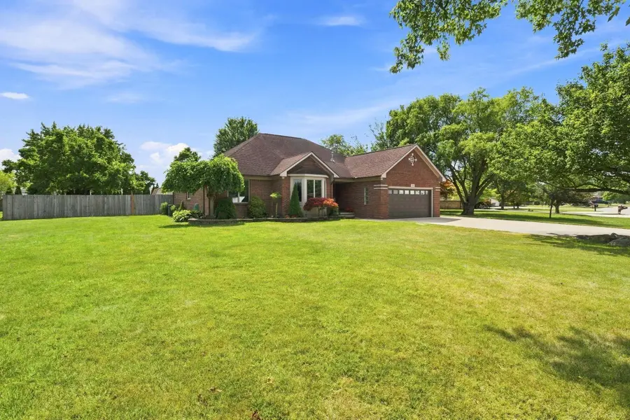 21010 Miles S ST, Clinton Township, MI 48036 - #2