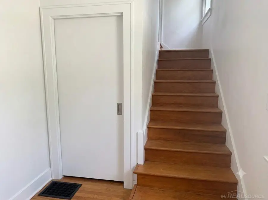 857 Aberdeen NE ST, Grand Rapids, MI 49505 - #2