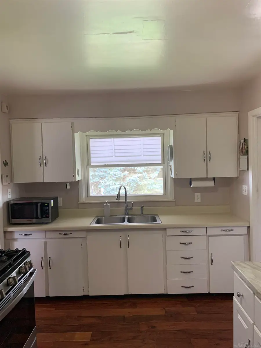 70377 MCVICAR RD, Romeo, MI 48065 - #2