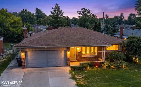 33330 Mina DR, SterlingHeights, MI 48312
