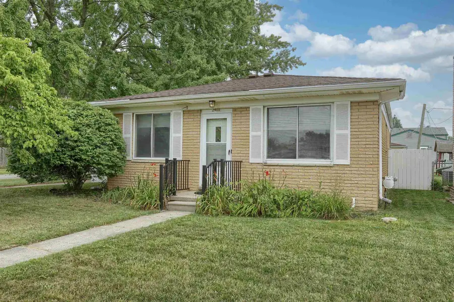 24111 Cottrell ST, Clinton Township, MI 48035 - #2