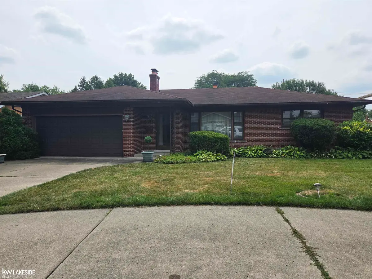 20850 Crowley ST, Saint Clair Shores, MI 48081 - #1