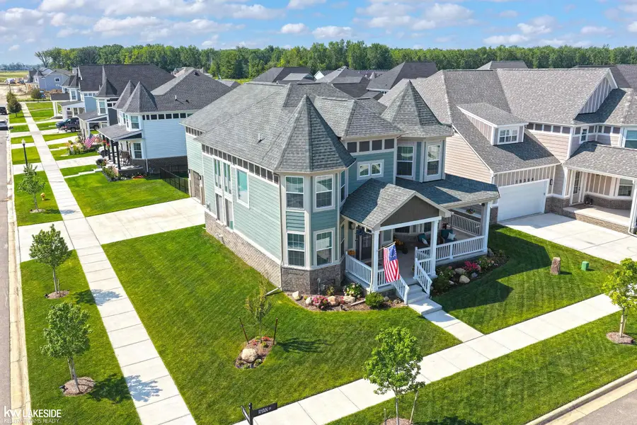 19376 Ryan DR, Macomb, MI 48042 - #3