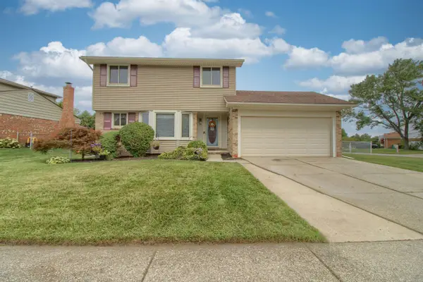 26012 Rose Marie DR, FlatRock, MI 48134