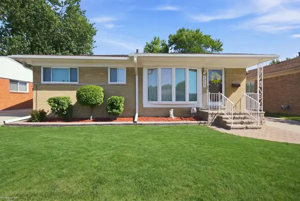 22827 Furton ST, StClairShores, MI 48082