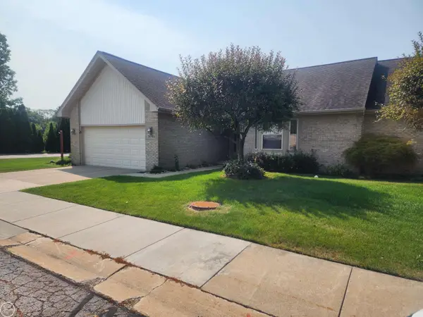 34958 Meadowlark LN, Richmond, MI 48062