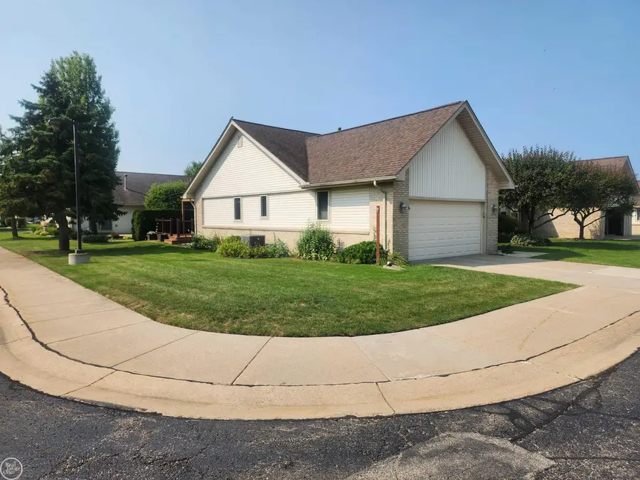 34958 Meadowlark LN, Richmond, MI 48062 - #3