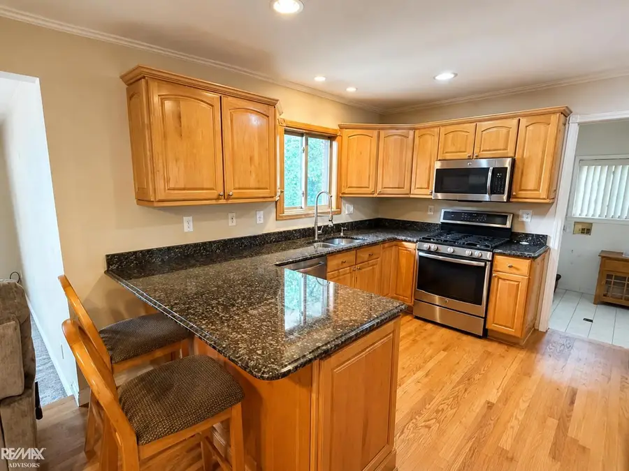 19311 Cheyenne ST, Clinton Township, MI 48036 - #3