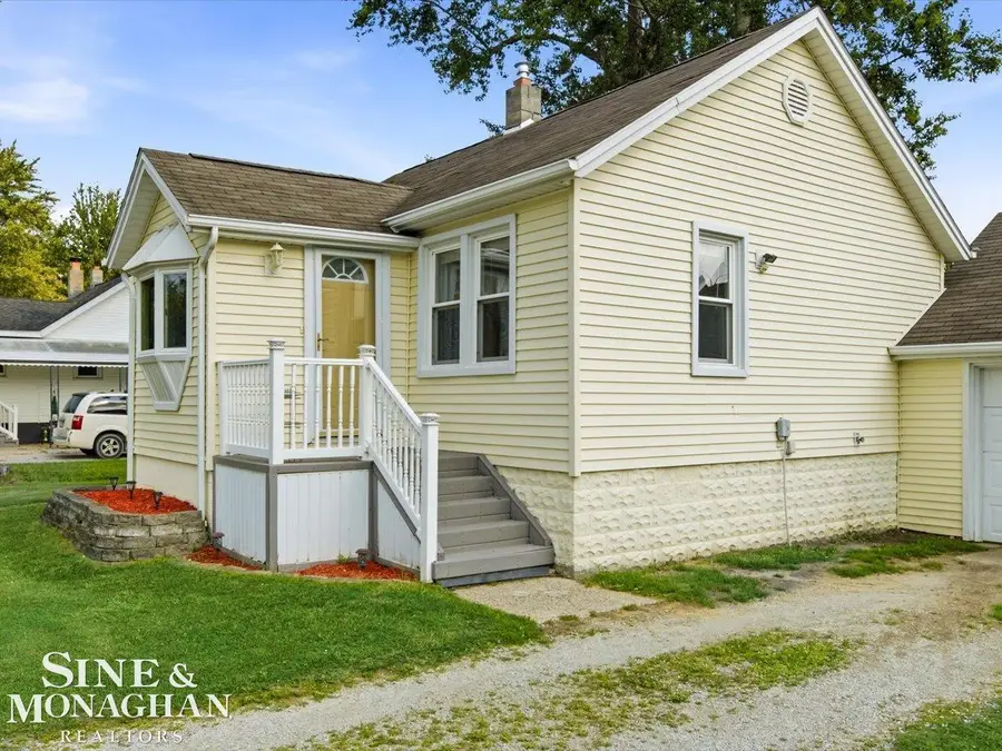 4887 Griswold RD, Kimball, MI 48074 - #2