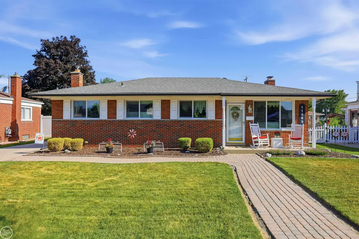 11689 Brougham DR, Sterling Heights, MI 48312 - #1