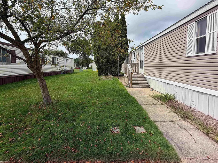 52203 Nantucket LN, Chesterfield, MI 47051 - #3