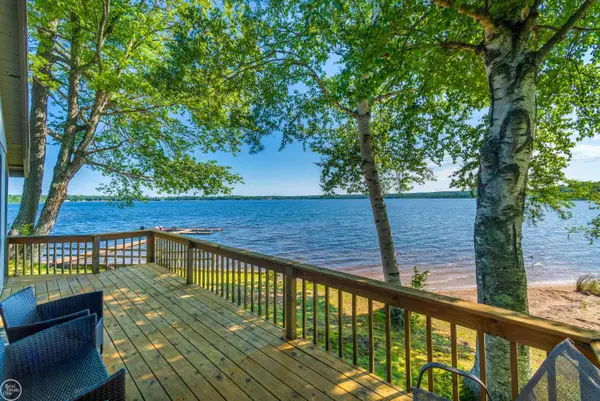 6684 Autrain Forest Lake RD, AuTrain, MI 49806
