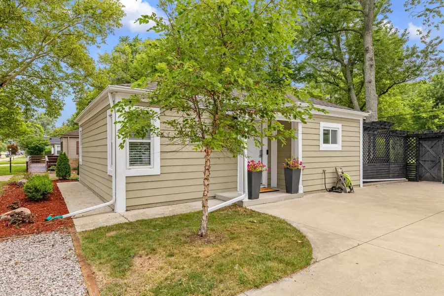 3239 Crooks Rd RD, Rochester Hills, MI 48309 - #2