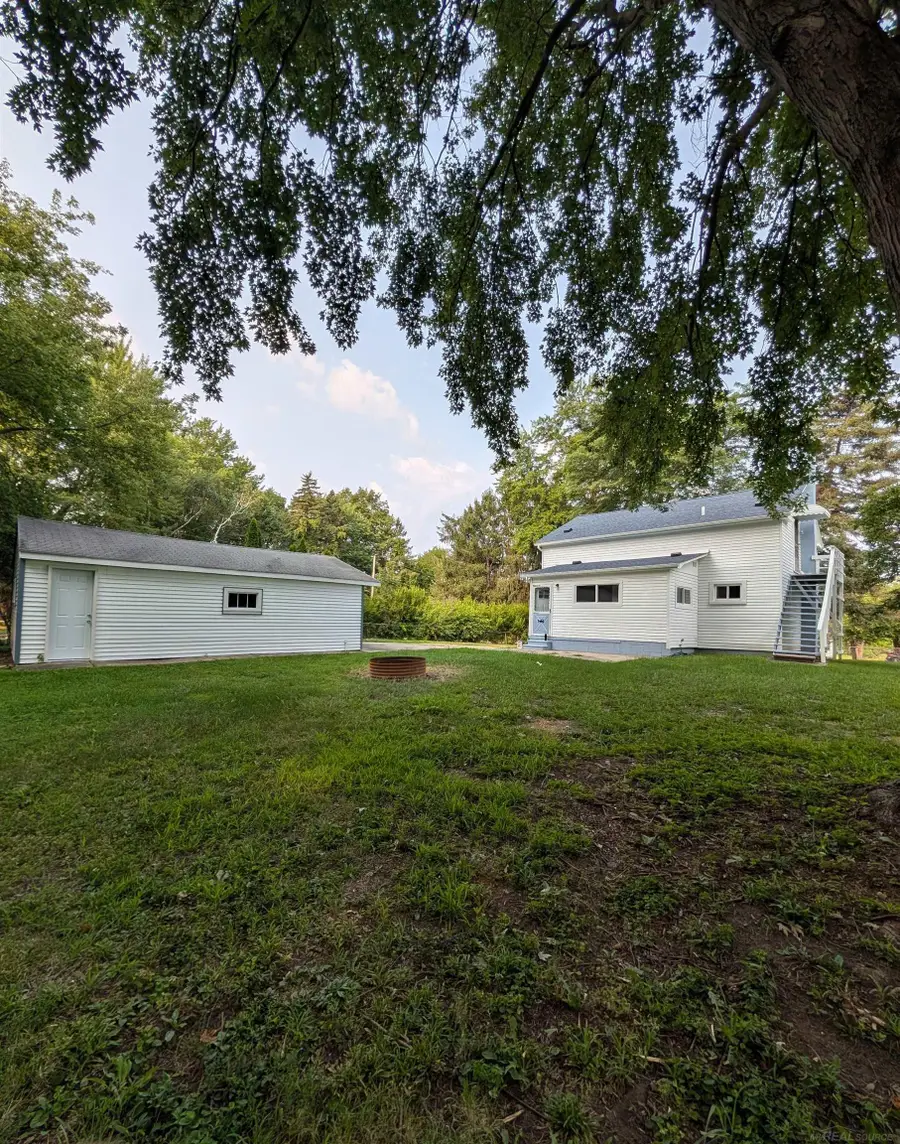50730 Fairchild RD, Chesterfield, MI 48051 - #3