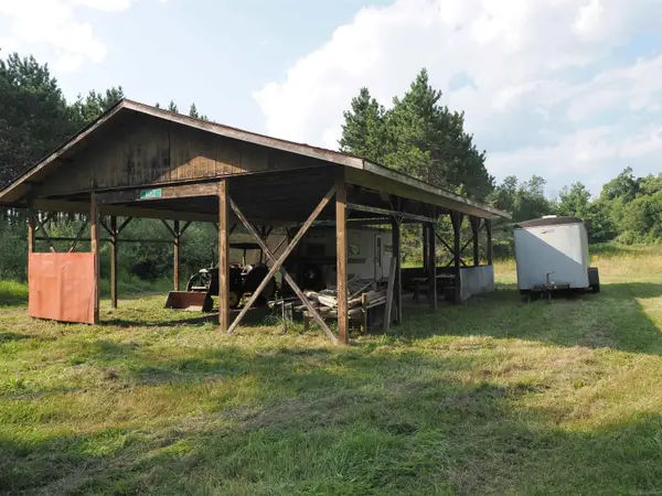 XXX Emig RD, Comins, MI 48619