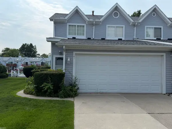 141 Milton ST, Algonac, MI 48001