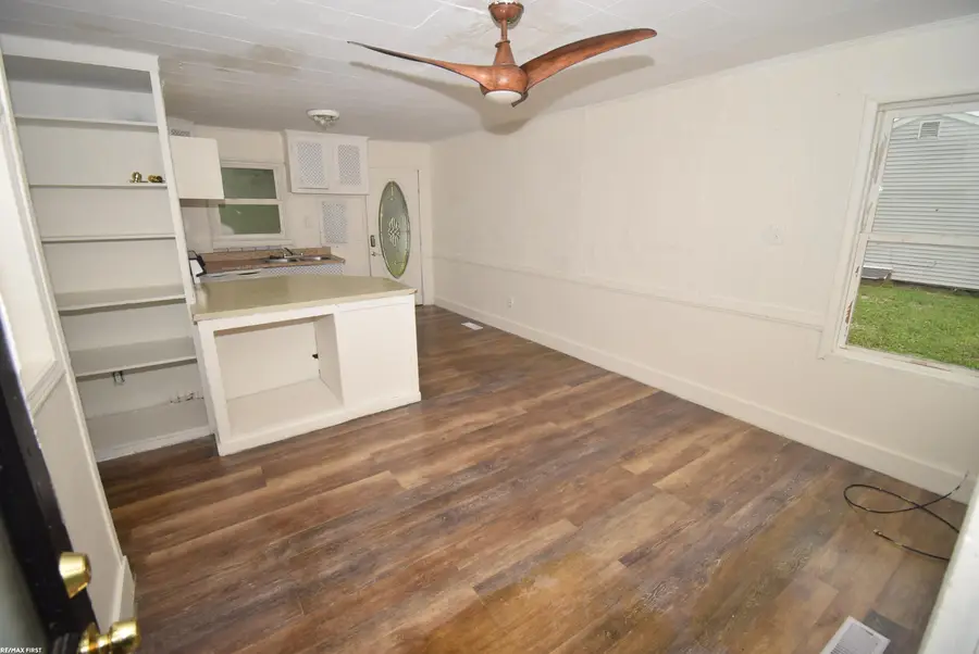 20180 Sherwood, Belleville, MI 48111 - #2