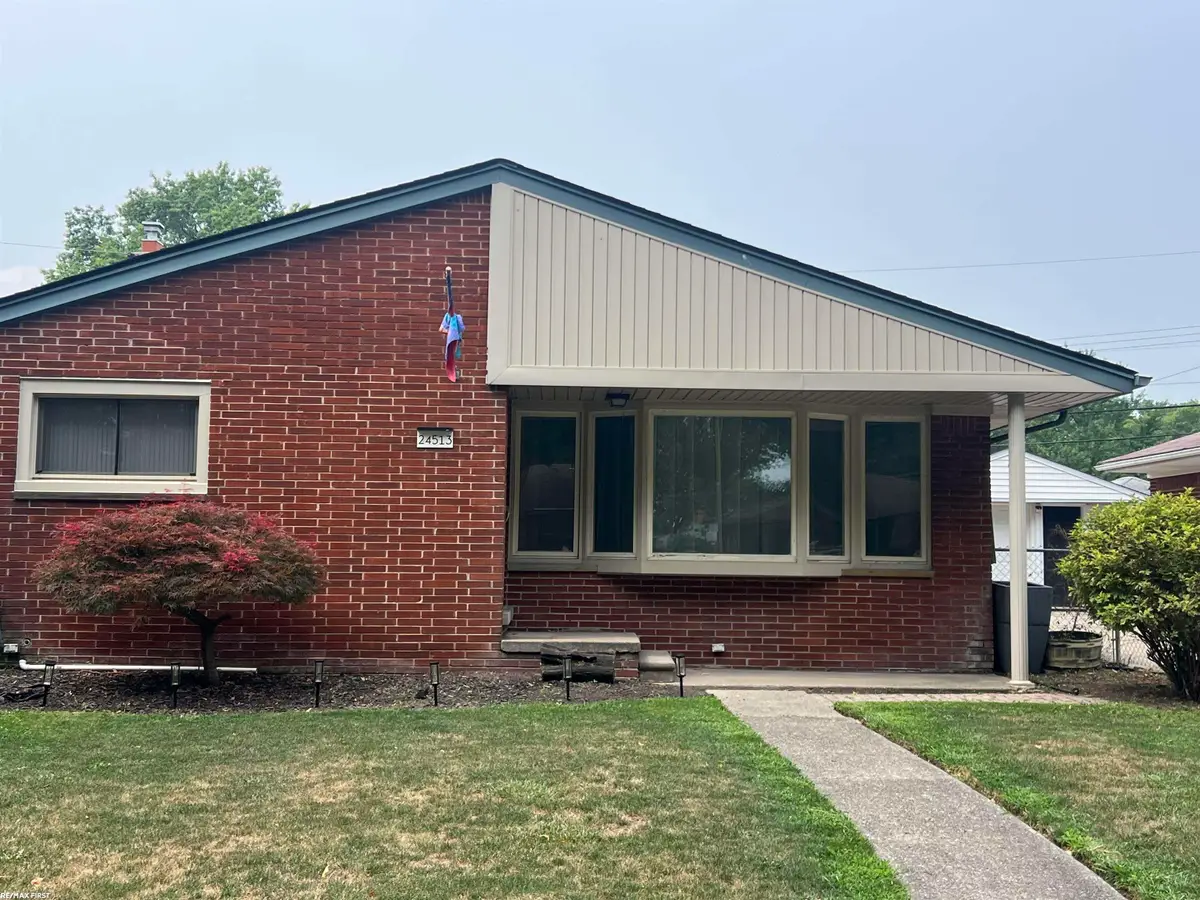 24513 Ursuline ST, Saint Clair Shores, MI 48080 - #1