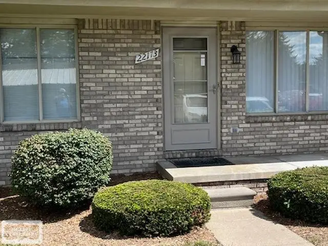 22173 Glenwood ST, Clinton Township, MI 48035 - #2