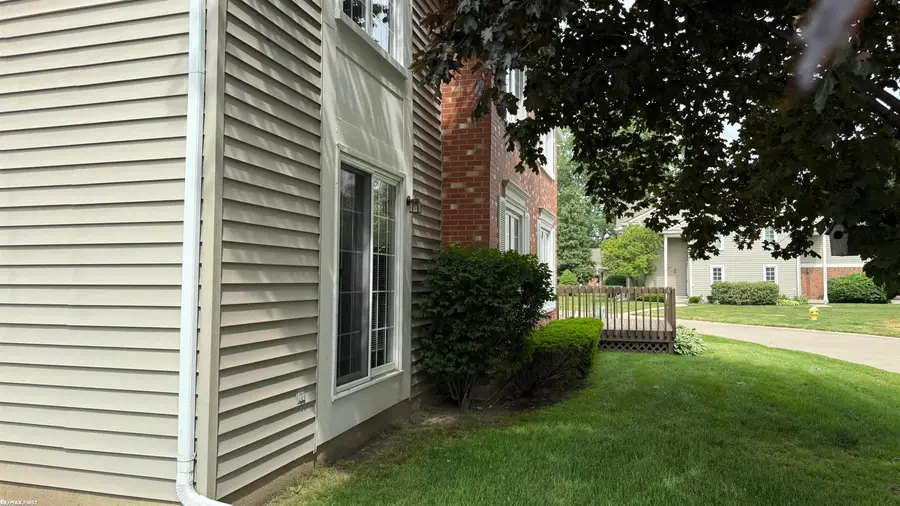 37515 Stonegate, Clinton Township, MI 48036 - #2
