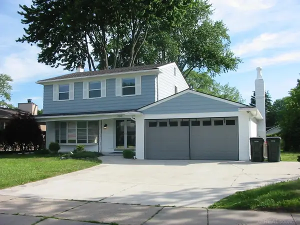 23909 Talbot  ST, StClairShores, MI 48082