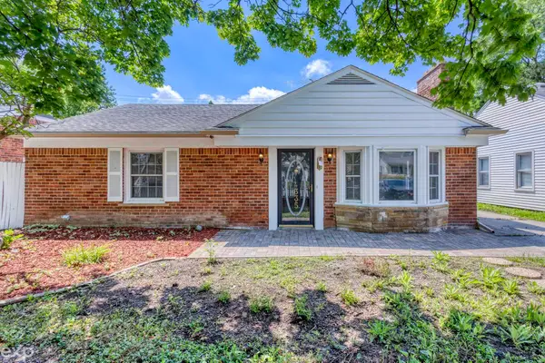 4335 W 14 Mile, RoyalOak, MI 48073