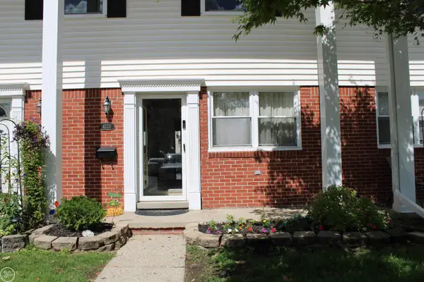 45731 Kensington, Utica, MI 48317