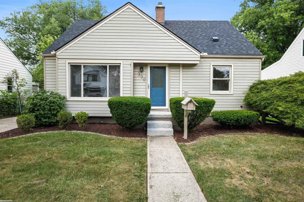 330 Gargantua AVE, Clawson, MI 48017 - #1