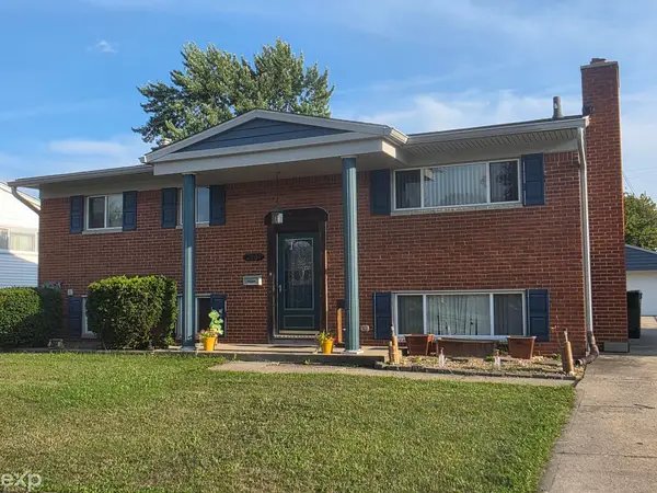 2604 Serra DR, SterlingHeights, MI 48310