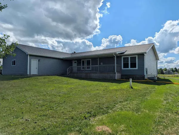2017 Fox Rd RD, Wales, MI 48027
