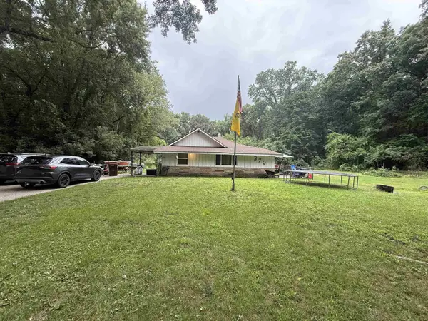 370 Poulsen, BattleCreek, MI 49014