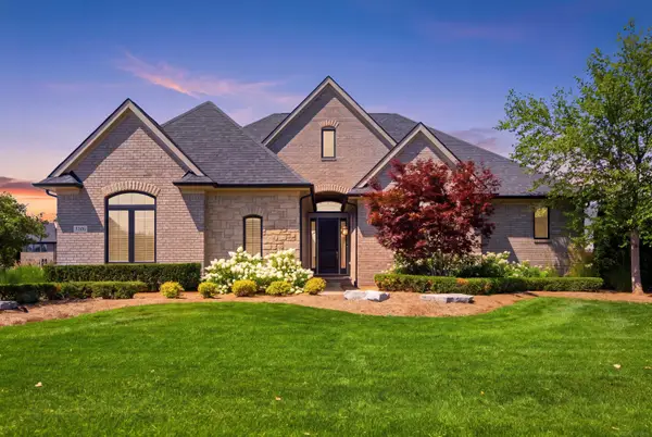 3308 Grantham CT, Oakland, MI 48363