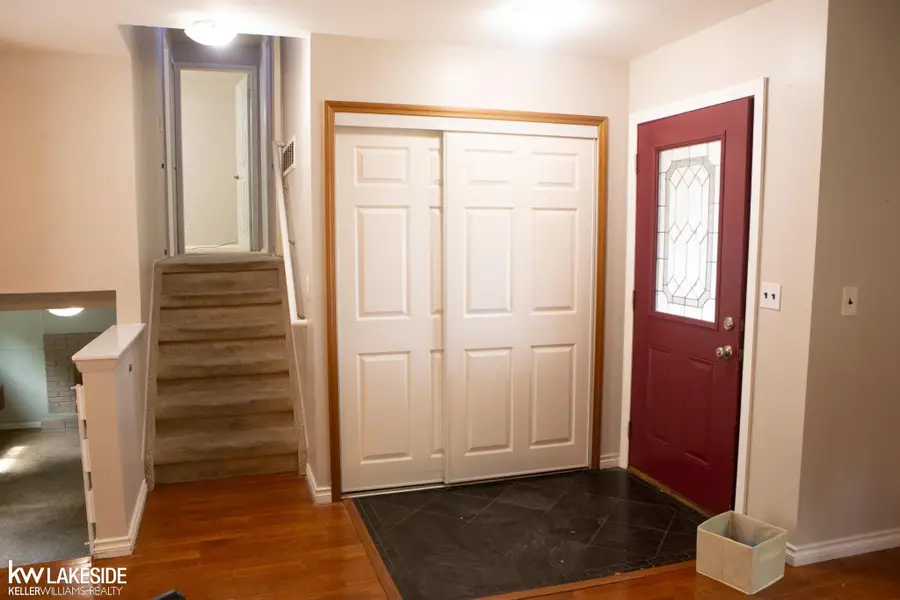 14544 Debbie DR, Sterling Heights, MI 48313 - #2