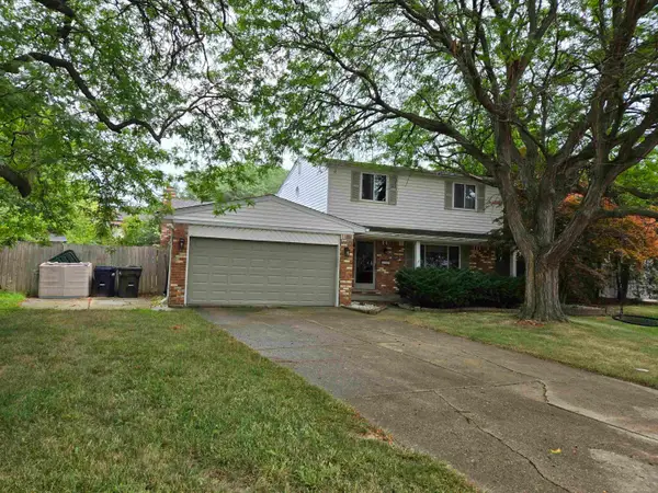 35356 Monza Ct ST, SterlingHeights, MI 48312