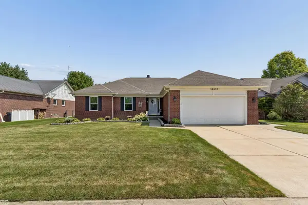 54652 Arrow Wood LN, NewBaltimore, MI 48047