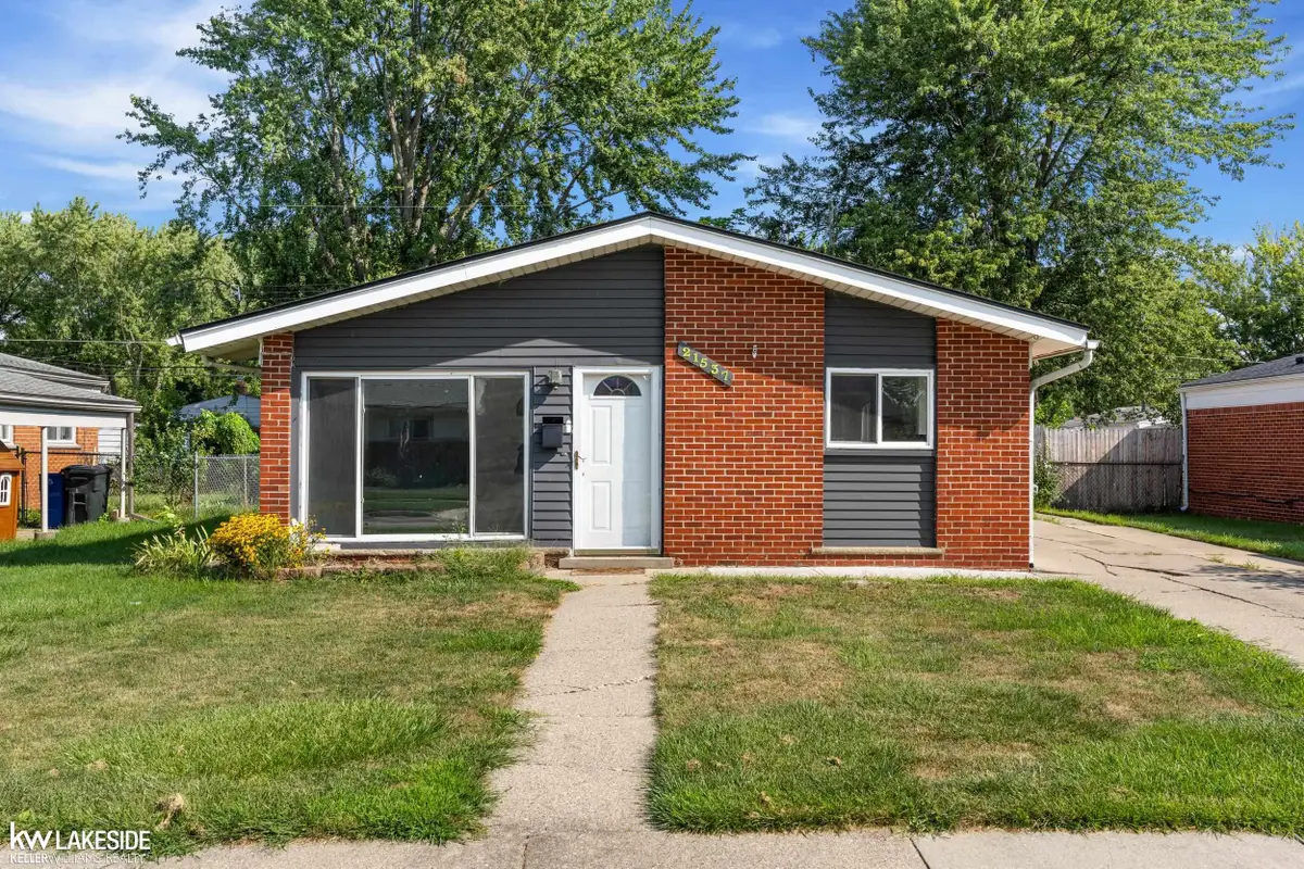 21537 Parkway ST, Saint Clair Shores, MI 48082 - #1