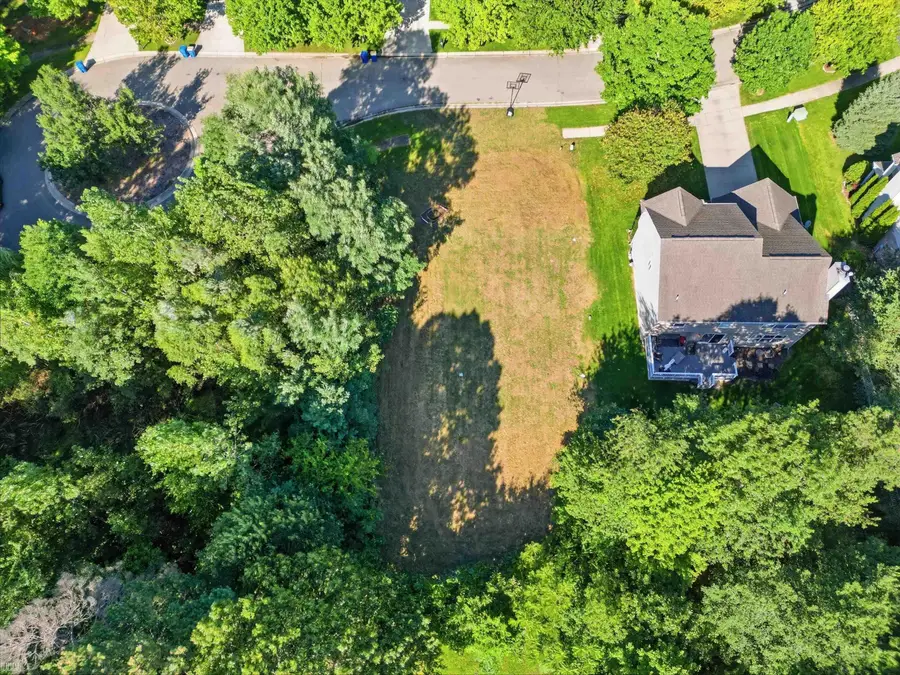 5 Donna CT, Waterford, MI 48329 - #2