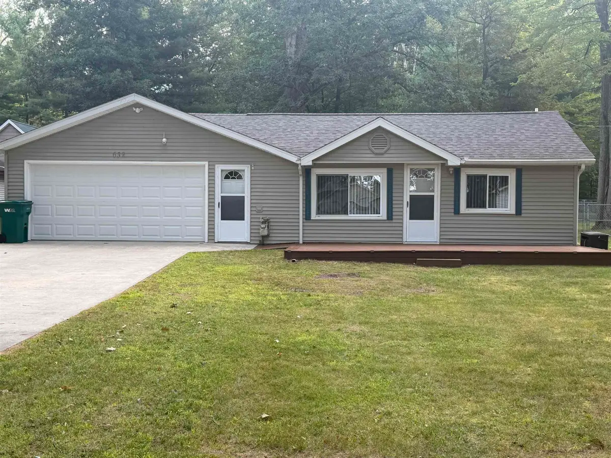 632 Old Trail DR, Houghton Lake, MI 48629 - #1