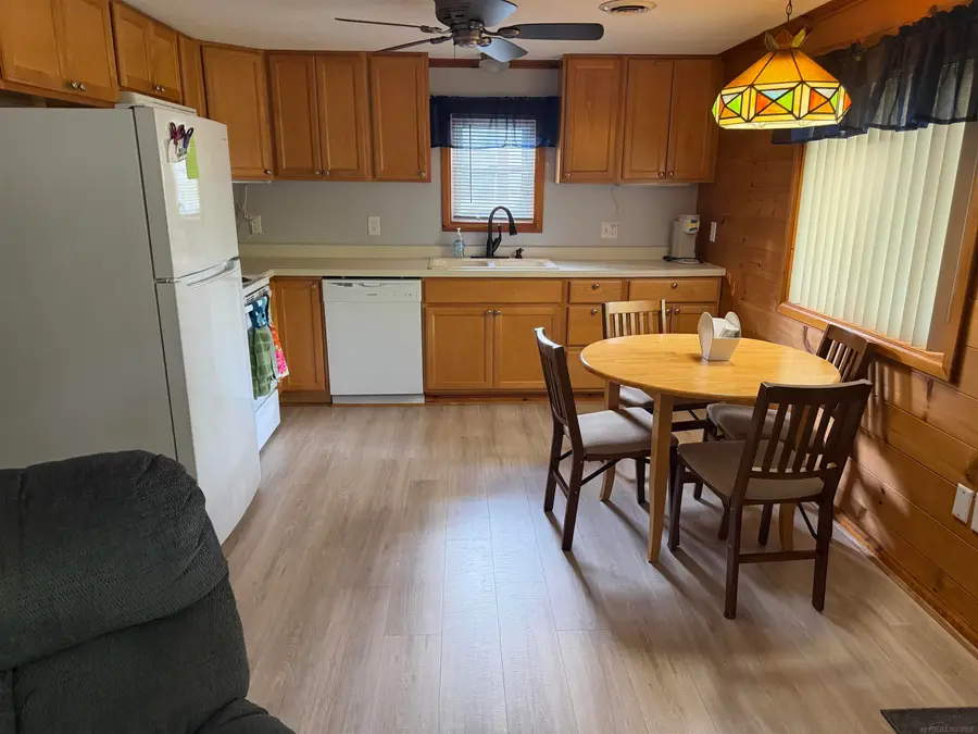632 Old Trail DR, Houghton Lake, MI 48629 - #3