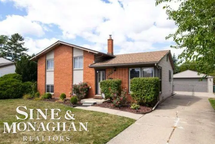 2331 Parliament DR, Sterling Heights, MI 48310 - #2